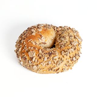 Bajgle z Kiełkami Zbóż świeżo wypiekana