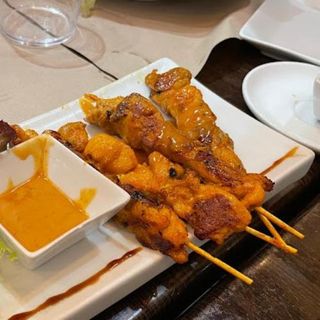 1. satay kai (3 uds)