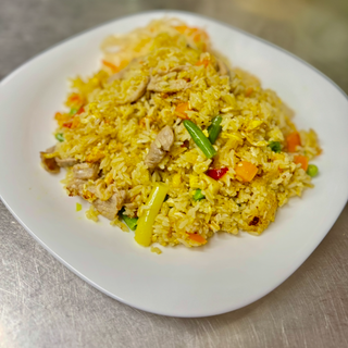Ryż smażony z wieprzowiną