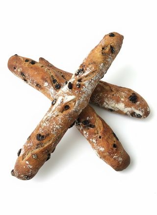 Baguette aux olives noires