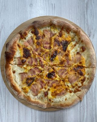 Піца Карбонара