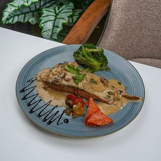 Pavé de saumon aux beurre citronné