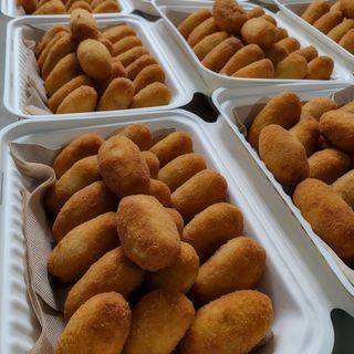 ( Fritas) Croquetas de champiñón con queso azul. 9 unidades.