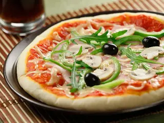 Prosciutto e funghi