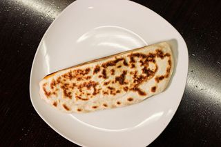 Crescione - Mozzarella e pomodoro