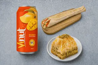 Kebab Tortilla Rollo + Napój Mango 330 ml + Baklava