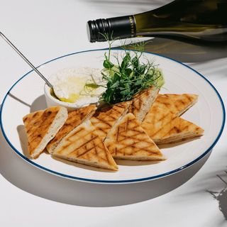 Крем-сир з ікрою оселедця (270г)