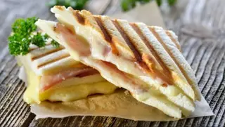 Sándwich Mixto