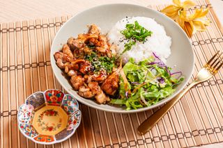 Cơm Gà - riso con pollo marinato