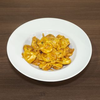 58. Tortellini Milano