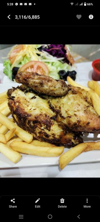 Pollo A L`Ast Medio Con Patatas