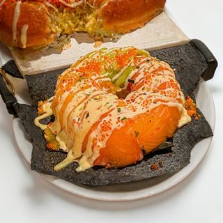 420.ciambella salmone(2pz)三文鱼牛油果芒果甜甜圈