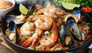 Fructe de mare la wok