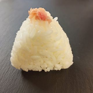 05  Onigiri tonno cotto