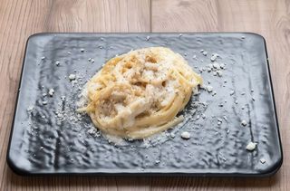 Spaghetti cacio e pepe