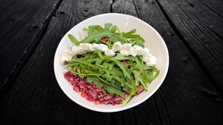 ჭარხლის სალათი ბურღულეულით