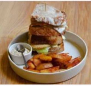 Тост з курочкою та картоплею