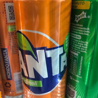 Fanta  in lattina 330 ml