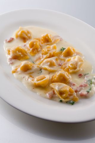 Tortallini Panna E Prosciutto