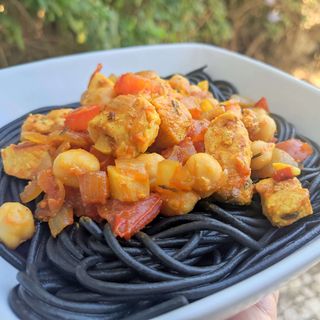 Spaghetti Nero al Pollo 