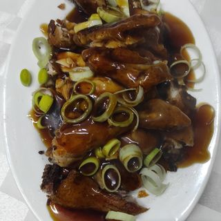 1/2 Pollo Con Salsa Al Estilo Chino