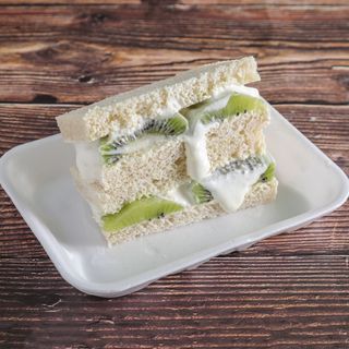 Kiwi sandwich 
