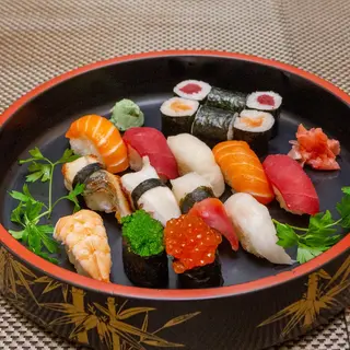 50. Tokujyou sushi