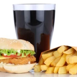 Combo bocadillo + un donut de regalo (chocolate o azúcar)