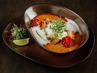 Том Ям із морепродуктами (450g)