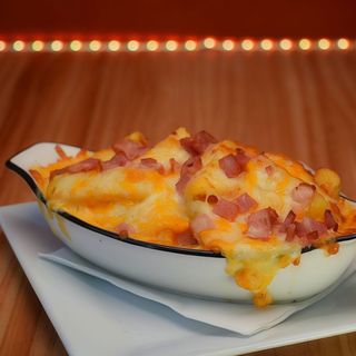 Patatas Fritas Con Natas (Ración)