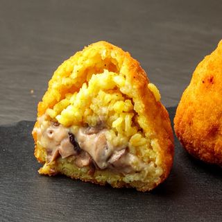 Arancina / Arancino champiñones fresco