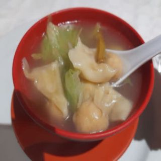 18.Wan Tan Soup