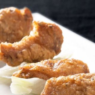 20. Alitas de Pollo (4 Uds.)