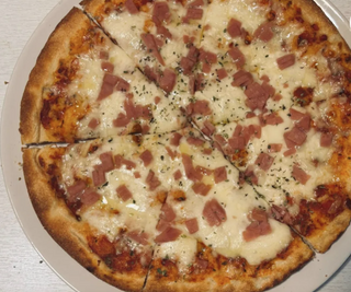 Pizza de jamón york