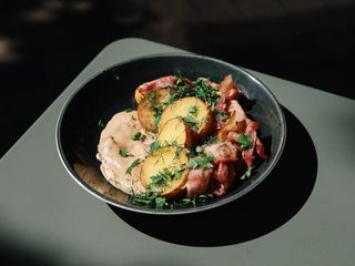 Картопля з беконом та грибний бешамель (290g)