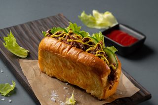 Хот-дог з рваною яловичиною