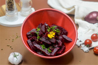 Bol cu salata de sfecla rosie 800gr