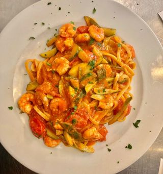 TAGLIOLINI GAMBERI ZUCCHINE