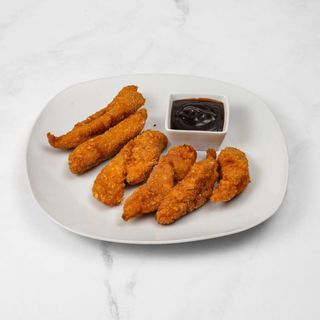 Solomillos De Pollo Empanado con salsa BBQ