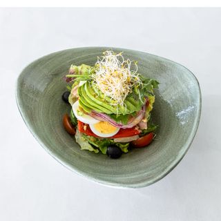 Ensalada De Ventresca De Atún, Aguacate