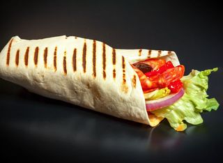 Тортила с чоризо (200г)