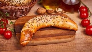 Kifla sa kimom i morskom solju, posno