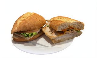 Bocadillo de Lomo Adobado