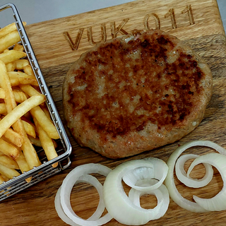 Punjena pljeskavica 250g