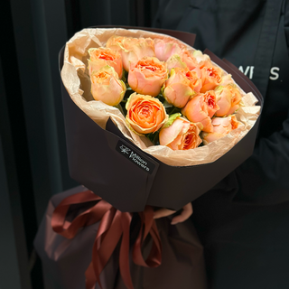 17 троянд Gravity 