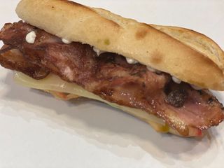 Montadito De Bacon Y Queso