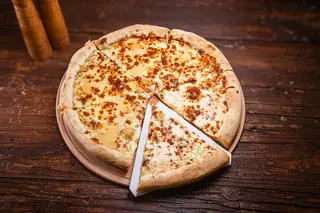 Felie pizza Quattro Formaggi