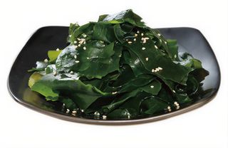 3. Wakame Saladas