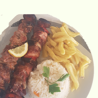 Espetadas de carne mista