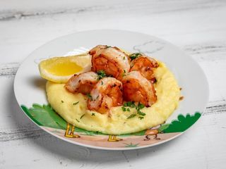 Смажені хвости креветок з картопляним пюре (180/15g)